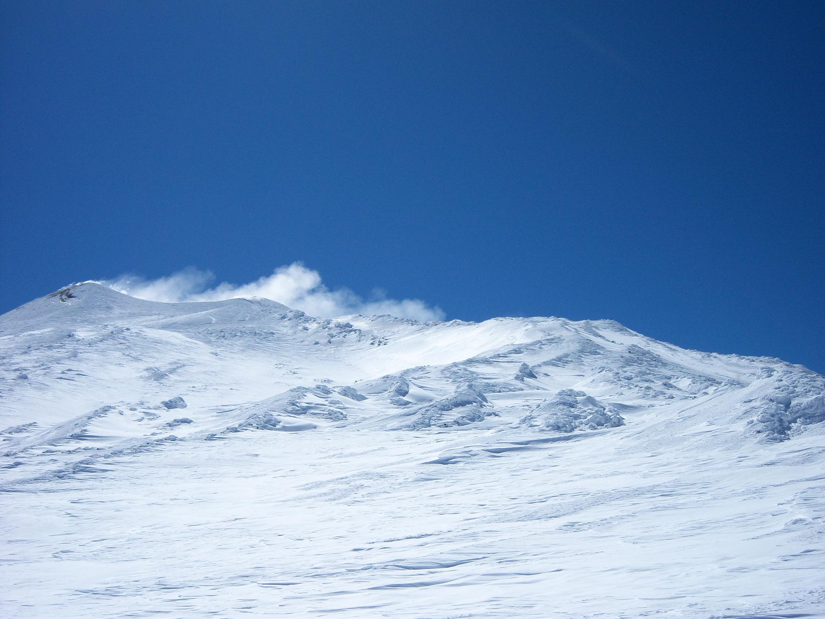 Salita all''Etna con gli sci